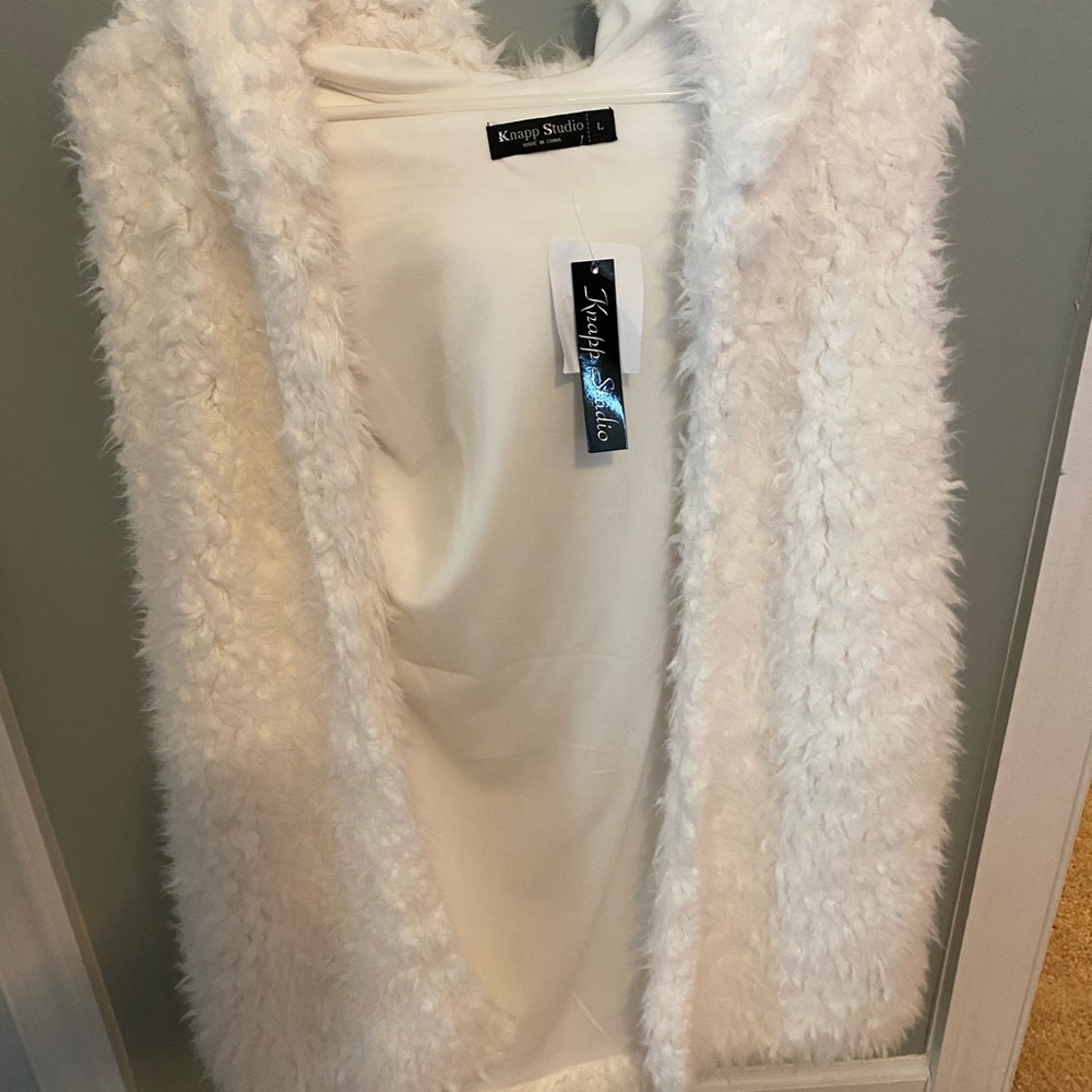 Brand new fuzzy vest